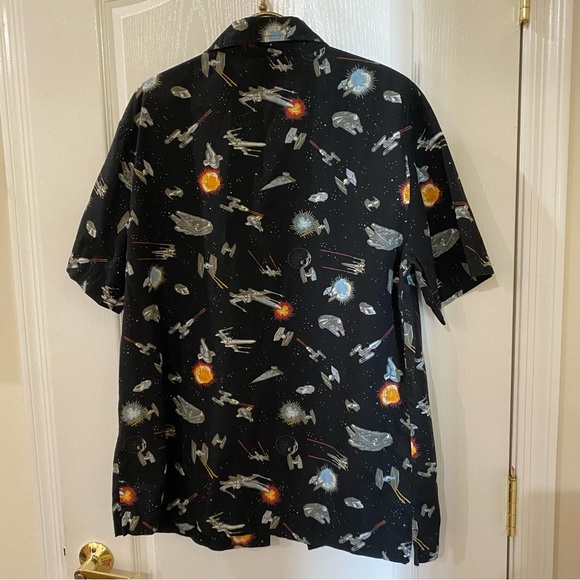 Star Wars Disney Button Down - Picture 4 of 5